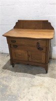 Vintage Wash Stand on Caster T10A