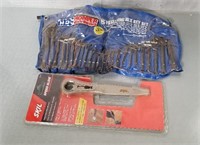 25 piece Long Hex Key Set and SKIL Speed