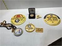 MISC PITTSBURGH STEELERS BUTTONS, SUGAR PACKET,