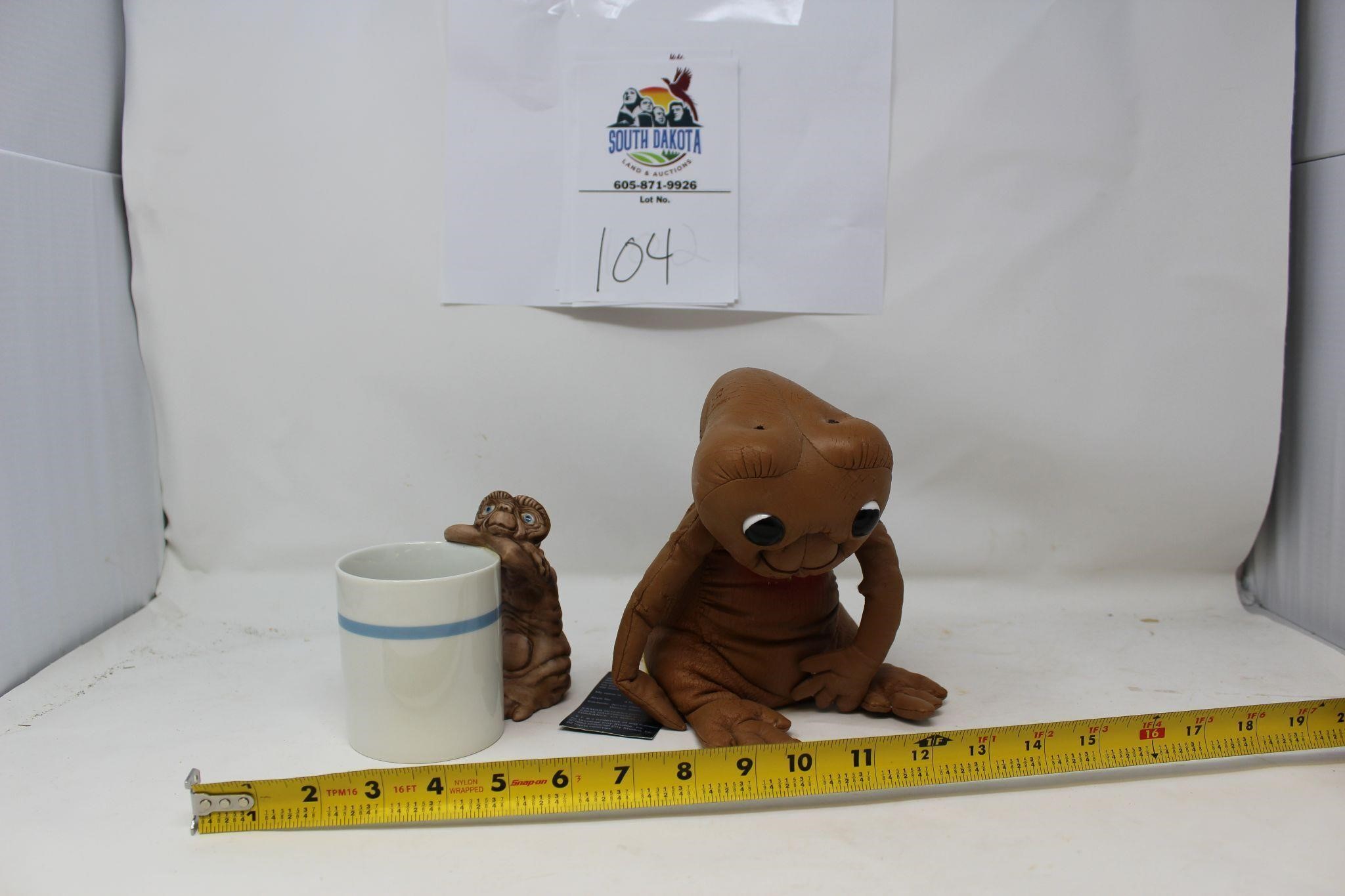 ET Coffee Cup and Plush