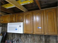 Kitchen Cabinets and Microwave