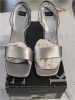 Anne Klein - (Size 9 Shoes