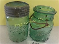blue Ball jar w/ lid & Ball jar without lid