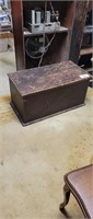 ANTIQUE BLANKET BOX