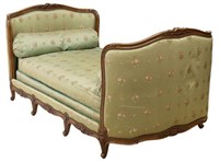 FRENCH LOUIS XV STYLE UPHOLSTERED WALNUT DAY BED