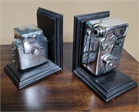 Bookends with camera ornamentation