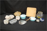Pyrex Amish Butterprint, Soup Bowls, Cutting Board