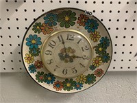 VINTAGE FLOWER CLOCK