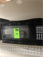 Hamilton Beach 900 watt Microwave