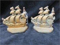 PAIR OF VINTAGE METAL SHIP BOOKENDS 4.5"T