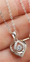 Gorgeous silver heart faux neckace 18" chain