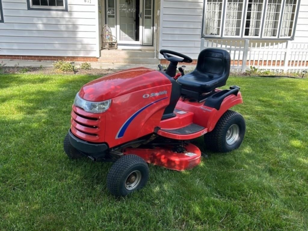 Simplicity Broadmoor 16 hp riding lawnmower, 38 in