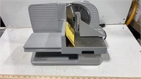 CHEF's CHOICE 610 Meat Slicer