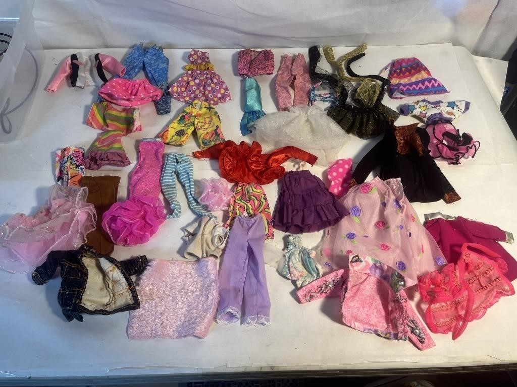 LARGE LOT OF BARBIE STYLE CLOTHES