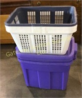 4 Laundry Baskets and 2 Totes
