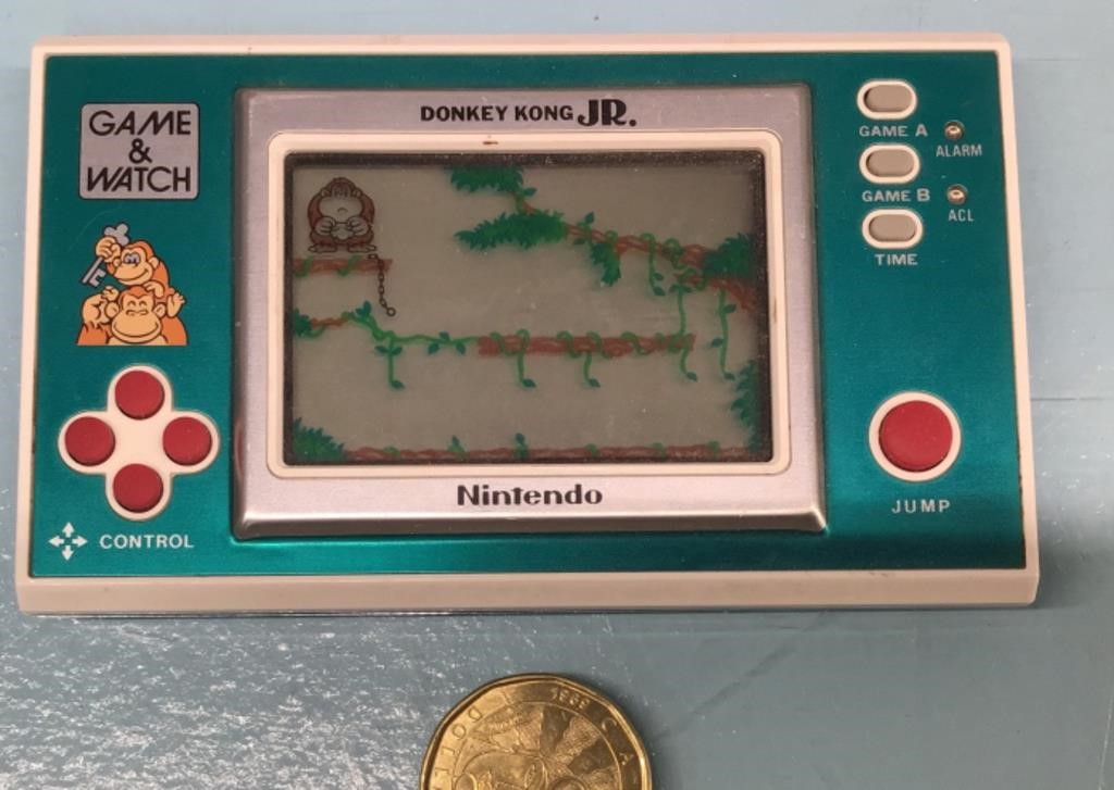 Vtg. Nintendo Game&Watch Donkey Kong Jr.