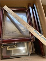 Box of picture frames assorted sizes