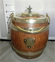 oak barrel porcelain lined humidor w/silverplate