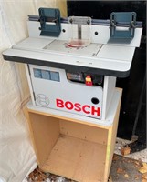BOSCH ROUTER TABLE ON ROLLING STAND