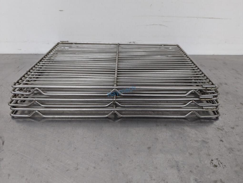 STAINLESS STEEL WIRE SHELF, 16.5" X 12" *BID/ITEM