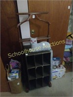 Shoe organizer and dressing hanger, and cat