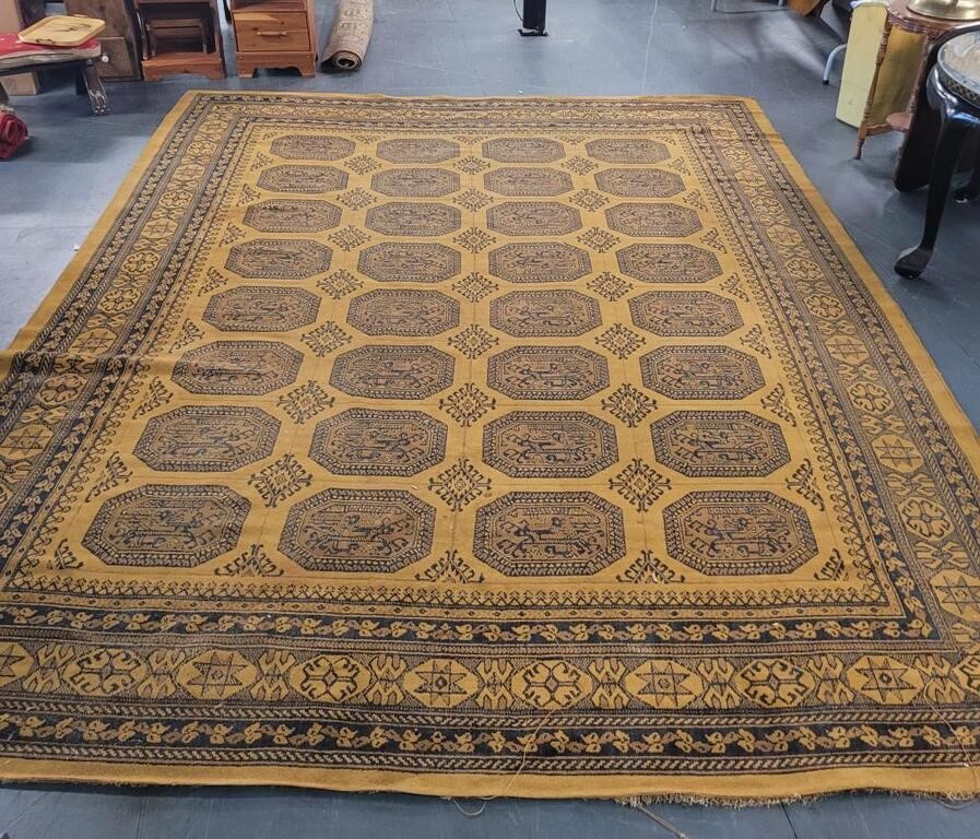 Oriental Rug 152 x 115 Inches has stains and smell