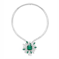 7.5 Colombian Emerald Necklace, 18k gold
