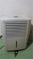 Energy Star Frigidaire Dehumidifier-25pts  14x18"