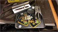 Tray With Opp Badges Magnifying Glasses Pan L