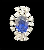 18 KT SAPPHIRE & DIAMOND RING