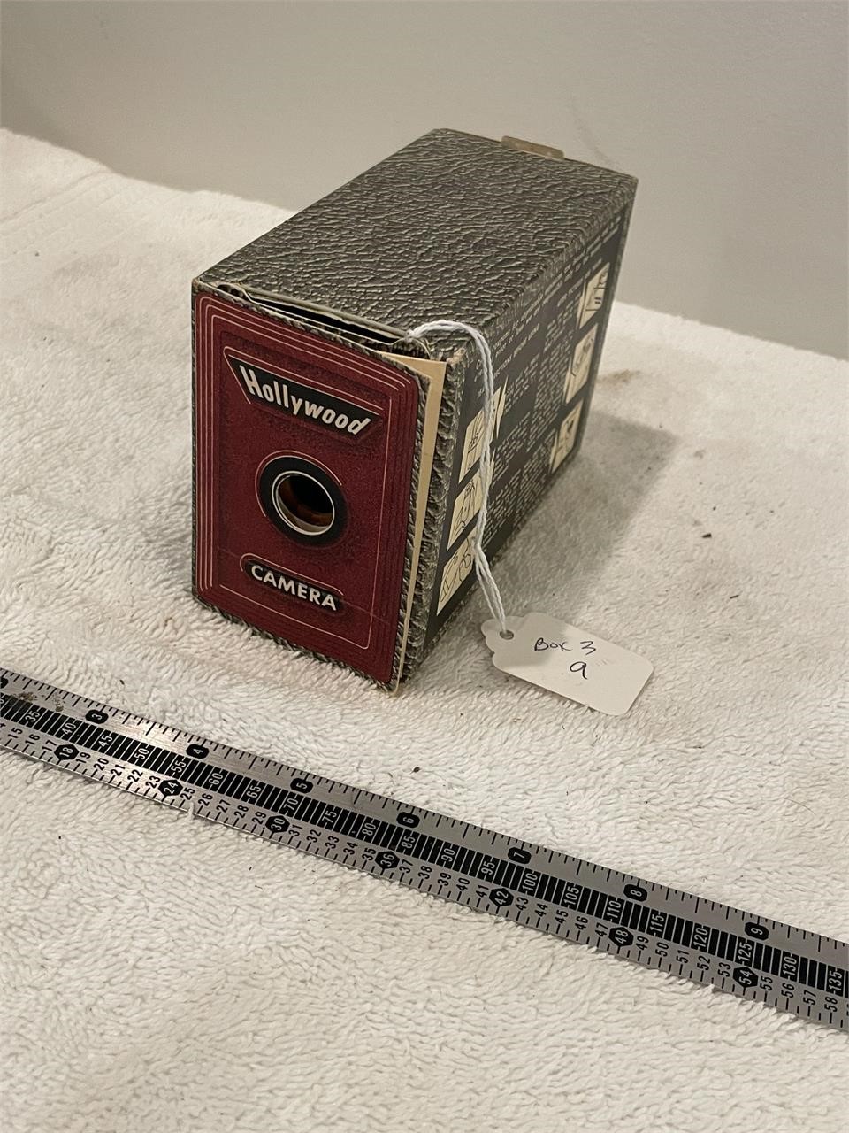 Encore Hollywood cardboard Box Camera, 1920s/30s?