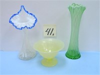 Green Opalescent Diamond Pattern Vase, Blue &
