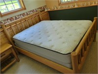 Log Q bed w/ pillowtop mattress