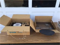 AR TURNTABLE IN ORIG.  BOX -1972 ACOUSTIC RESEARCH
