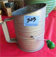 VINTAGE FLOUR SIFTER