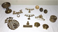 lot of brass collectible items