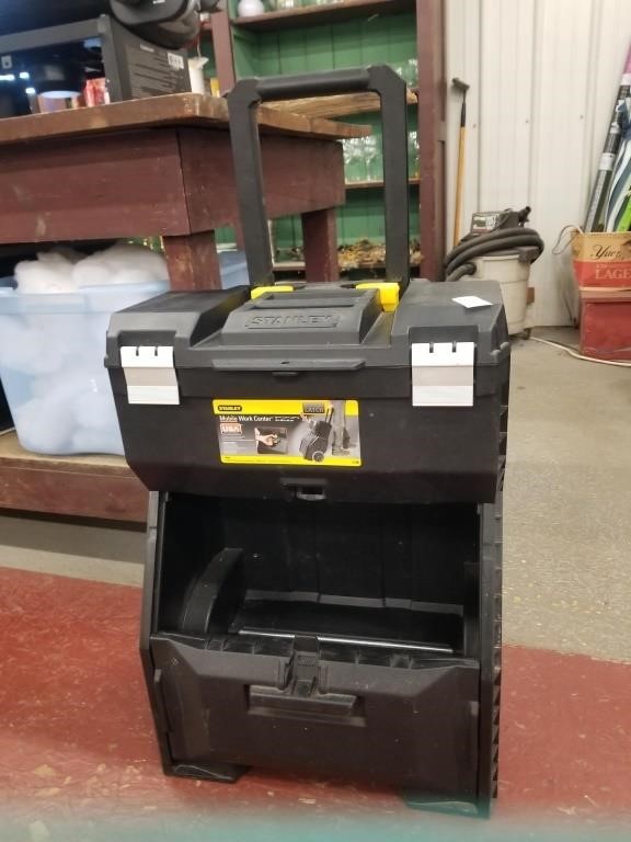 Rolling Stanley tool chest