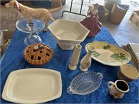 Misc ceramics & dishes, Dog