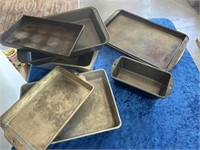 Cake pans & cookie sheets