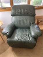 Nice Recliner - Pick up only