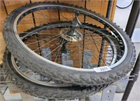 26IN MOUNTAIN BIKE TIRES WITH RIMS