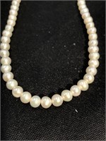 Real salt water pearl necklace with great luster