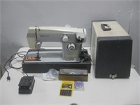 Vtg Domestic Sewing Machine Powers On
