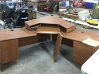 Large corner desk