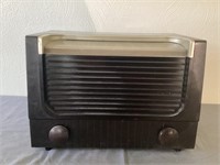 Vintage RCA victor radio