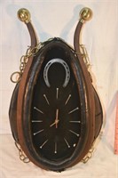 ANTIQUE HORSE COLLAR CLOCK ! -C-1