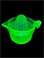 Uranium Glass 2 cup measuring cup and reamer