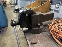 Large 6" Table Vise (Bolted to Work Bench)