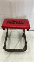 Team Mechanix Stool w Wheels