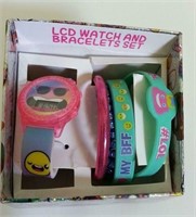 LCD WATCH AND BRACELETS SET NWB